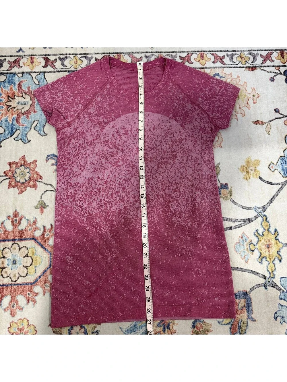 Lululemon Swiftly Tech Short Sleeve Shirt Size 8 Heathered Berry Pink Running